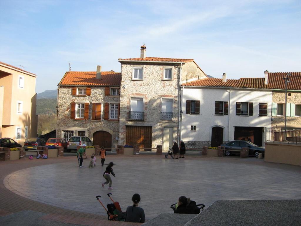 Appartement Centre Ville Du Boulou Pour 2 Adultes-2 Enfants- Check In 17H-21H--Juillet-Aout Reservation De 7 Jours Mini Le Boulou Exteriér fotografie